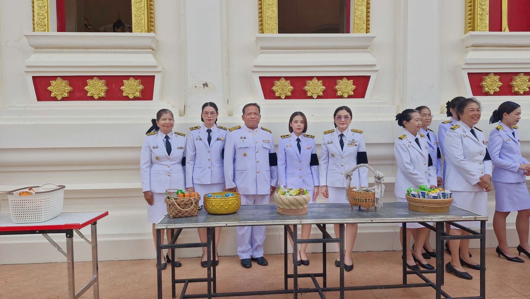 title - ส.ป.ก. ยโสธร ร่วมพิธีทำบุญตักบาตรและพิธีบำเพ็ญกุศล (สัตตมวาร ๗ วัน) เพื่ออุทิศถวายเป็นพระกุศล สมเด็จพระเจ้าลูกเธอ เจ้าฟ้าพัชรกิติยาภา นเรนทิราเทพยวดี กรมหลวงราชสาริณีสิริพัชร มหาวัชรราชธิดา  ณ วัดศรีธรรมาราม (พระอารามหลวง) อำเภอเมืองยโสธร จังหวัดยโสธร